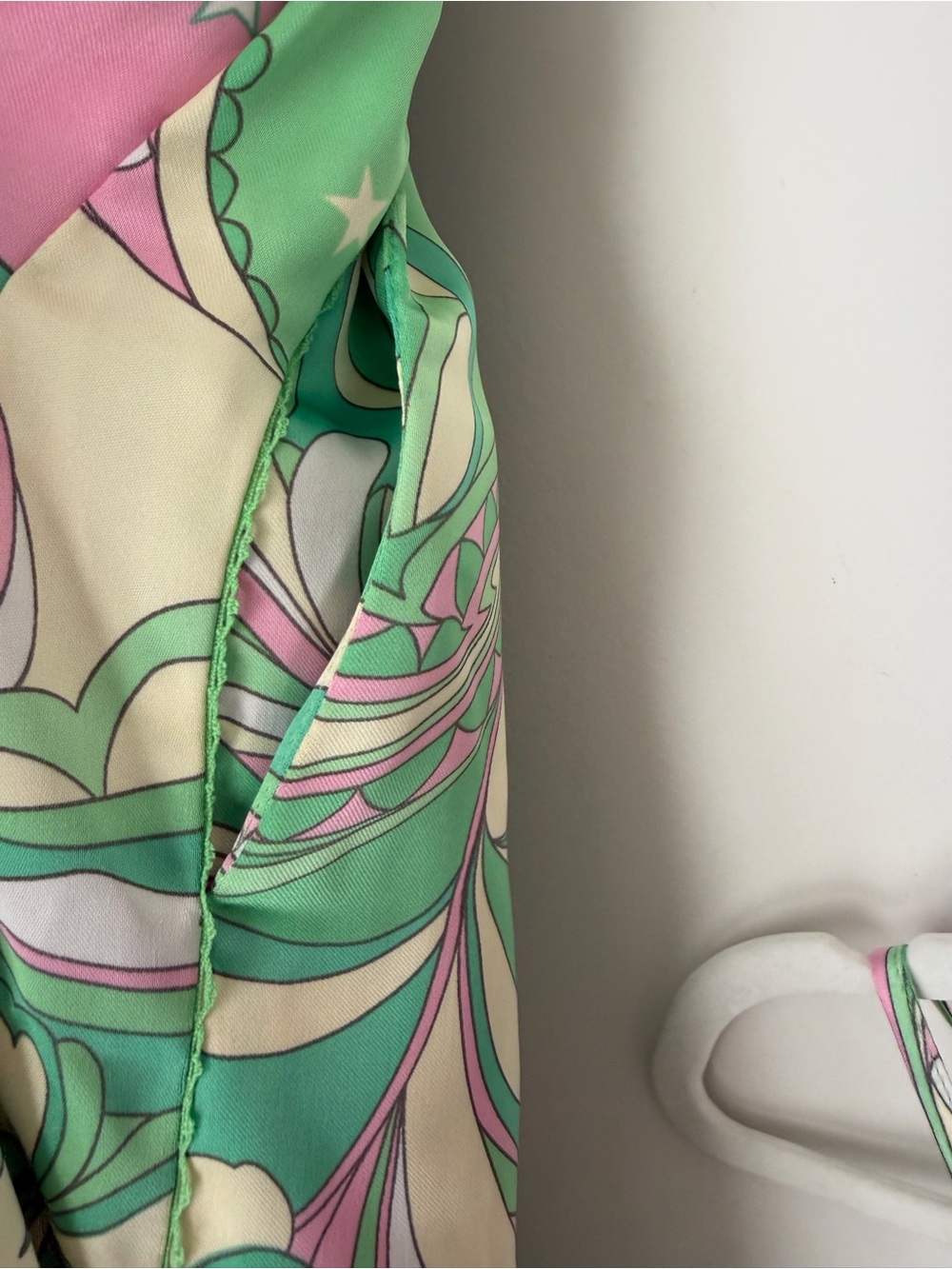 Camila Coelho Green & Pink Swirl Pucci crop top and wide leg pant Set - Picture 10 of 10